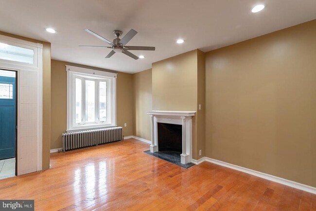 Building Photo - 2023 S 22nd St