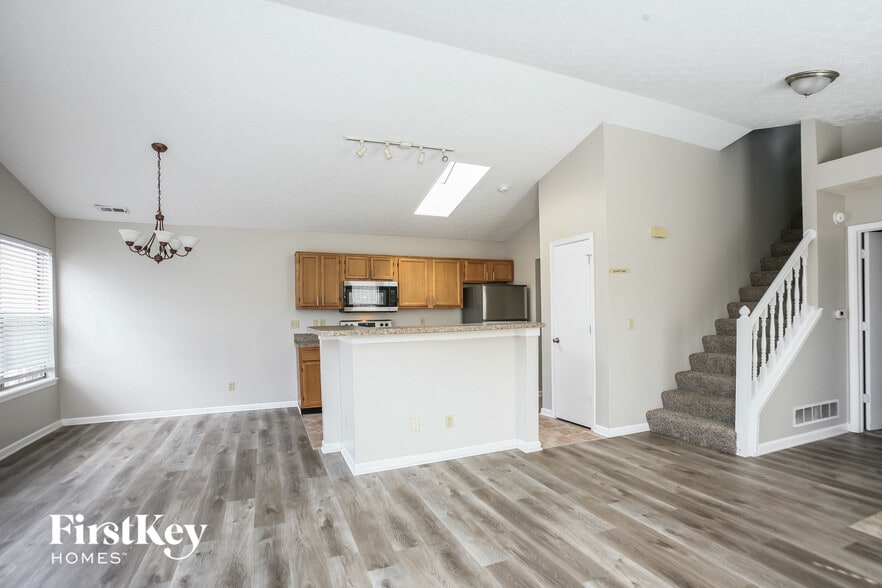 Building Photo - 5640 Orchardgrass Ln