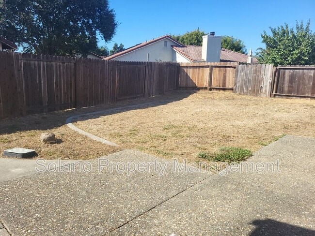 Building Photo - 1801 Rhine Ct