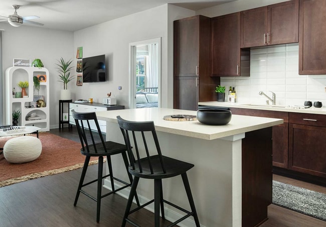 Building Photo - 5635 Diehl Trl-1802