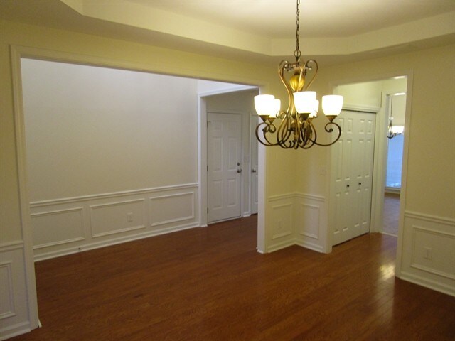 Building Photo - 809 Plaintain Dr