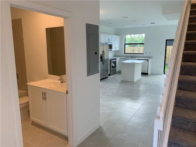 Building Photo - 28730 SW 132nd Ct