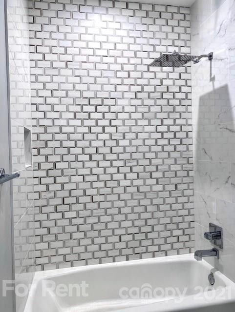 Renovated bathroom - 310 Arlington Ave