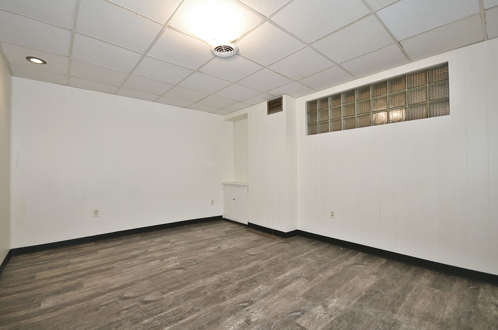 Building Photo - 2040 Brownsville Rd