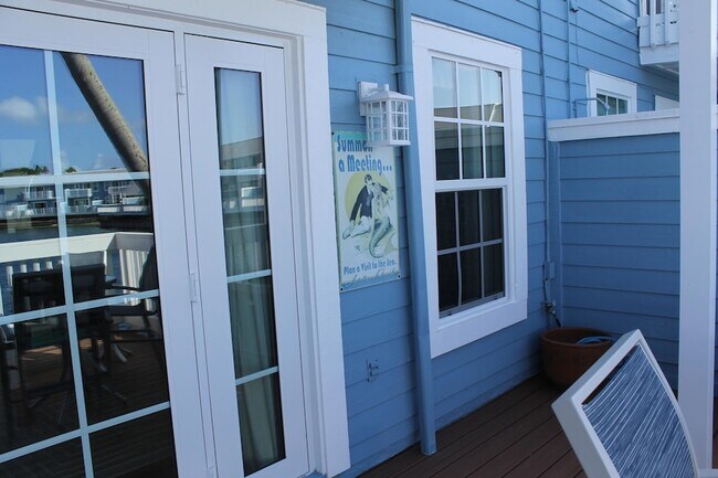 Building Photo - 1120 Ocean Dunes Cir