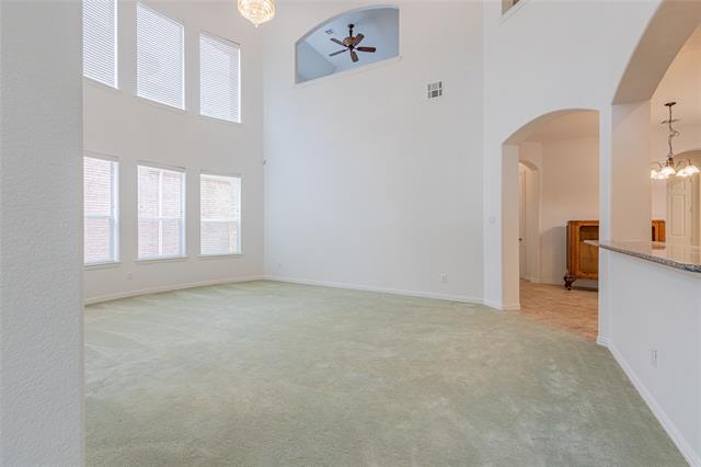 Building Photo - 5473 Braemar Dr