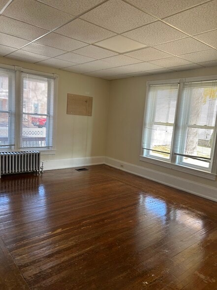 Living Room - 220 W Main St