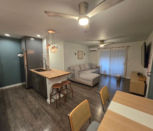 Building Photo - Upgraded & Pet Friendly 2BR in Central Kihei