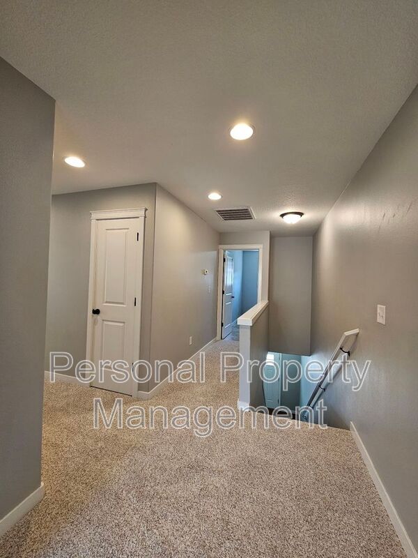 Building Photo - 4522 NE 91st Way