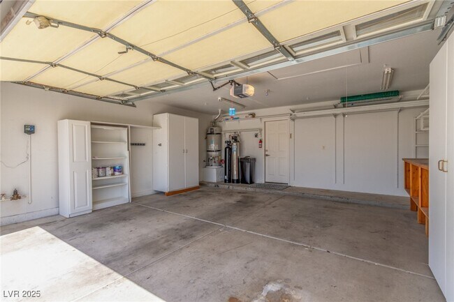Building Photo - 5433 Honey Mesquite Ln