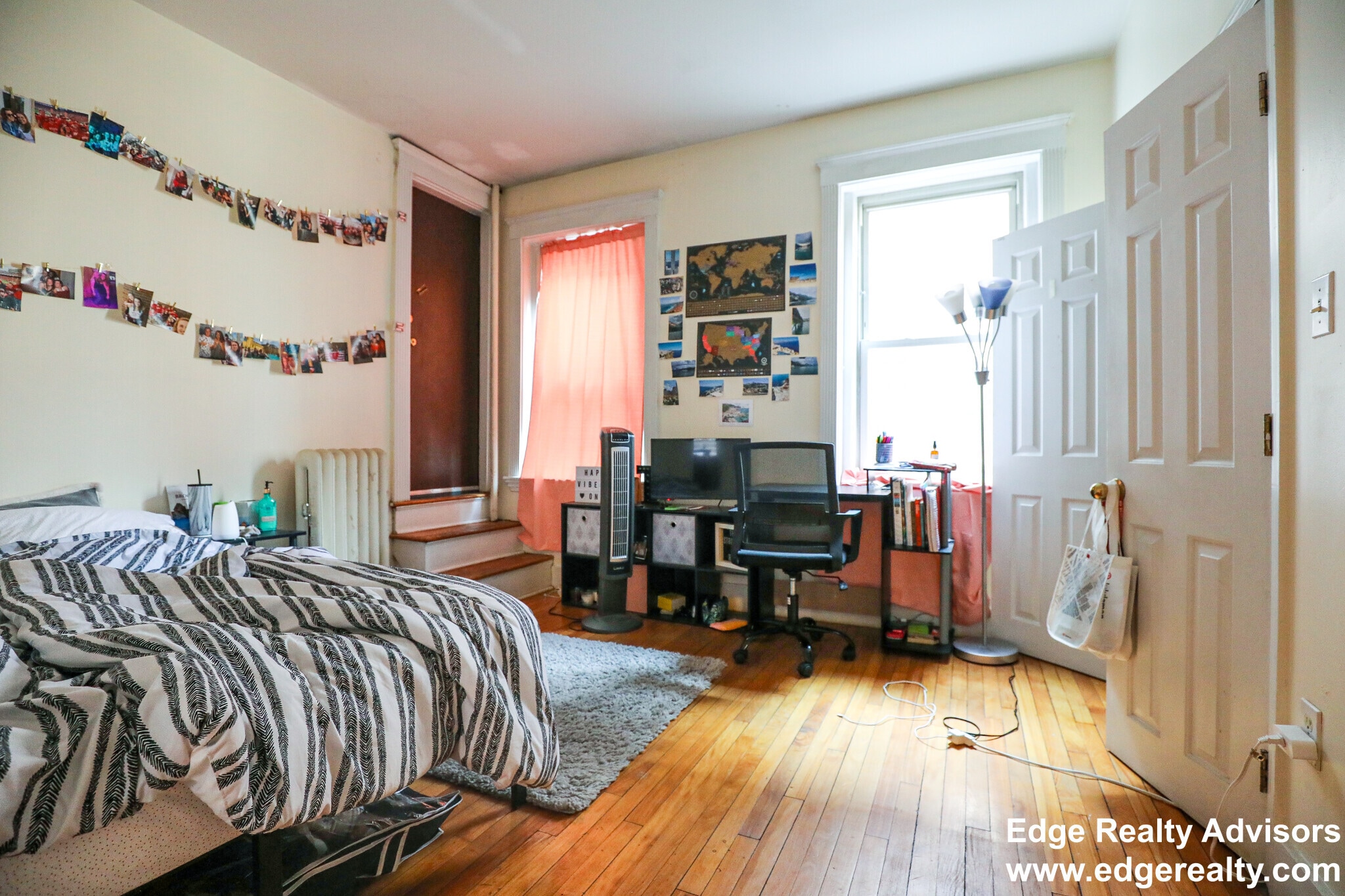 Building Photo - 74 Egmont St