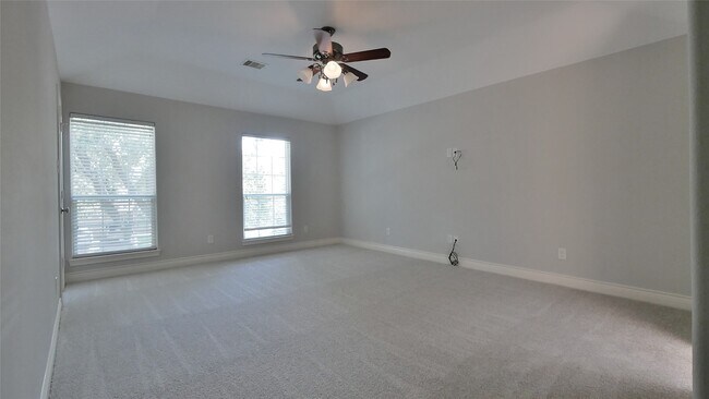 Building Photo - 4315 Field Meadow Dr