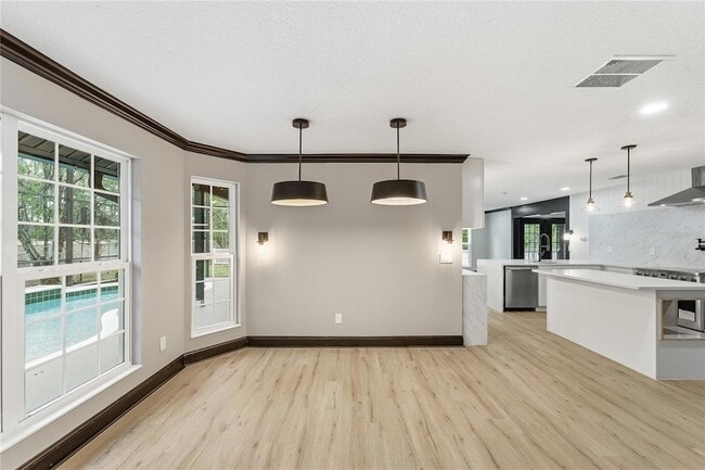 Building Photo - 14728 Henson Rd