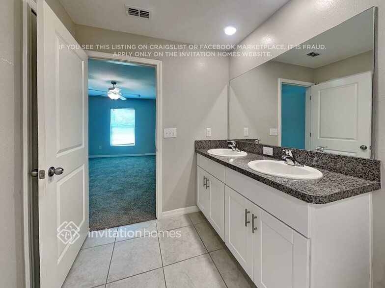 Building Photo - 11164 Riley Pines Cir