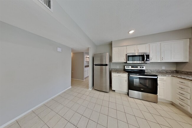Building Photo - 5211 Girnigoe Dr