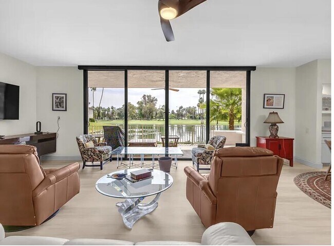 Building Photo - 910 Island Dr
