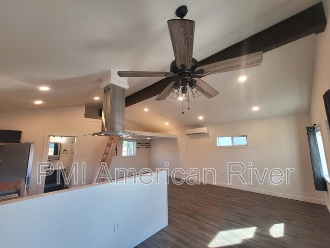 Building Photo - 3825 7th Ave