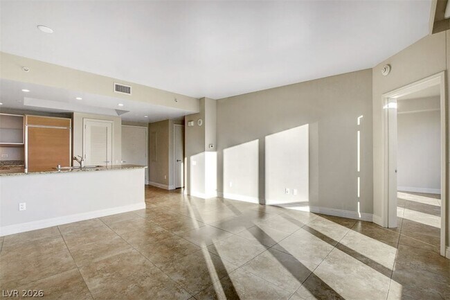 Building Photo - 222 Karen Ave