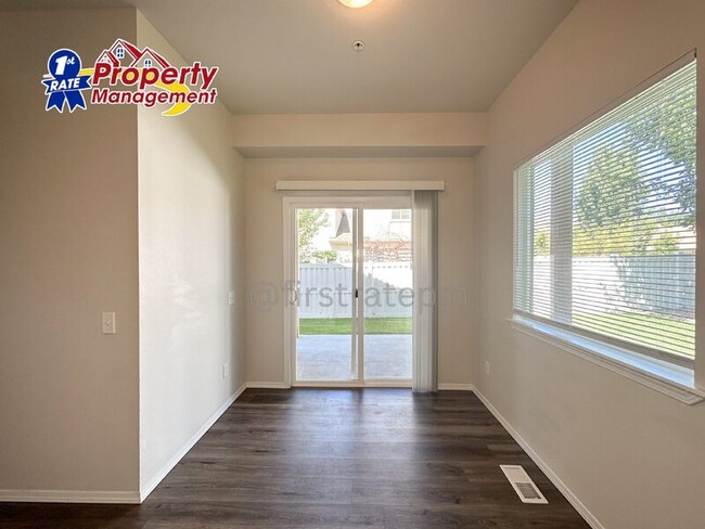 Building Photo - 3078 W Acarrera Ln
