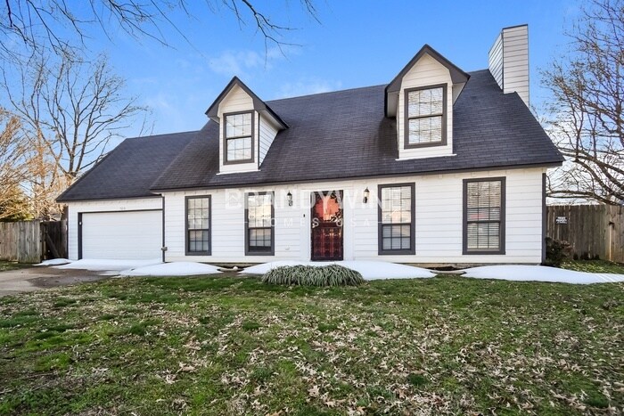 Building Photo - 7215 Grapevine Cove