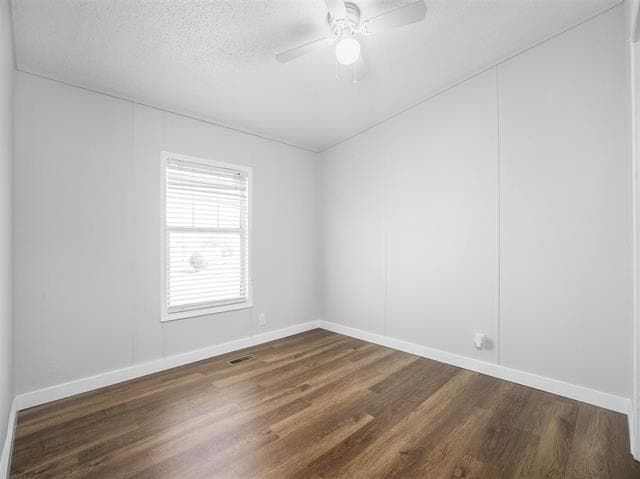 Building Photo - 9558 Diamond Avenue