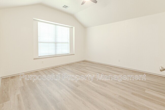 Building Photo - 16416 Oconee Creek Dr