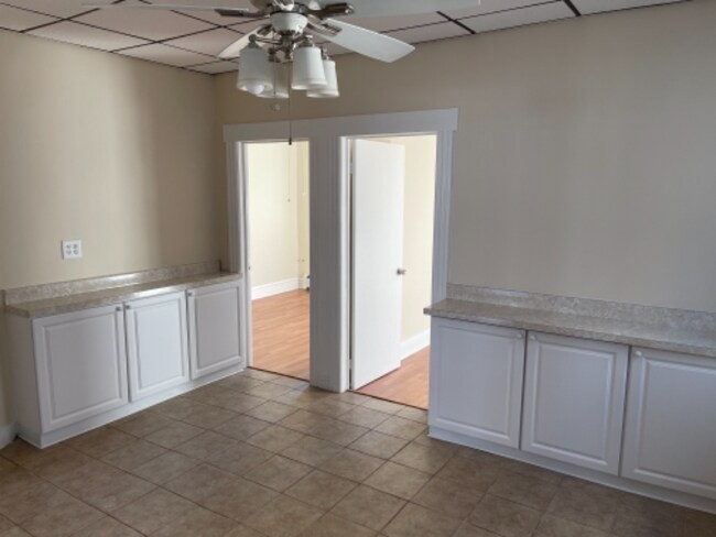 Building Photo - 31 Blakeley Pl