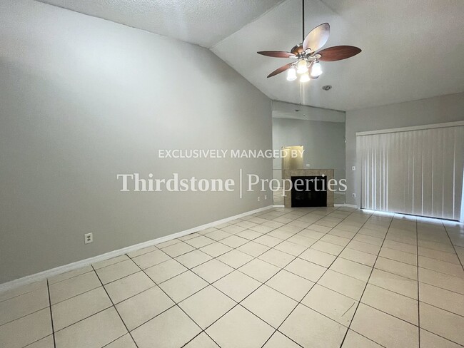 Building Photo - 5143 Indian Lakes Ct