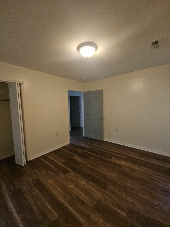 Building Photo - 9 Cone Crest Ct