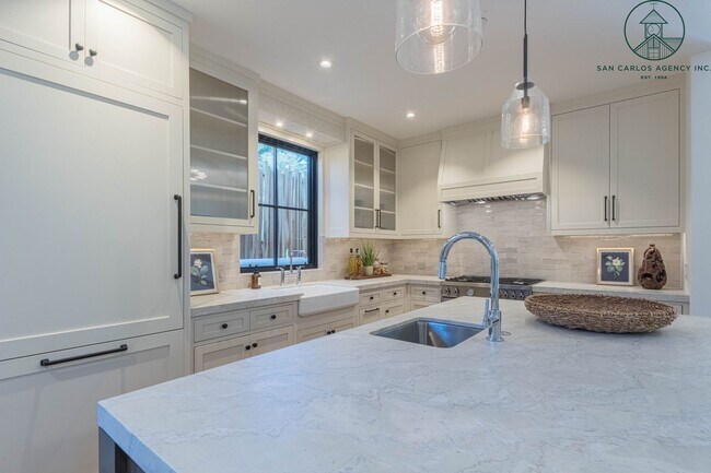 Building Photo - Newly Built Three Bedroom Carmel-by-the-Sea Rental Opportunity