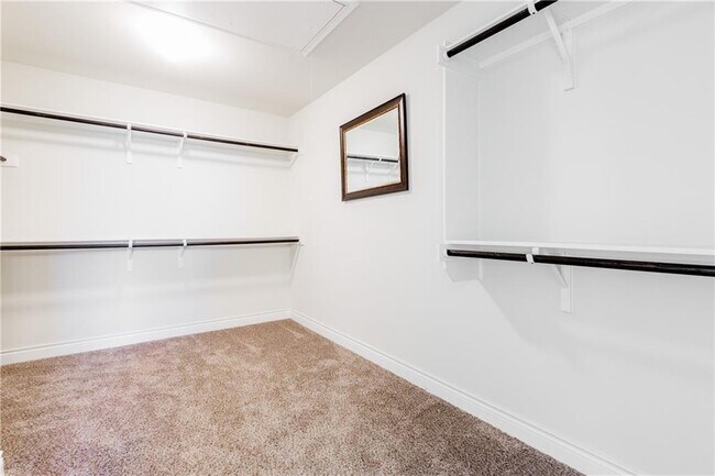 Building Photo - 2104 Pindos Pony Way
