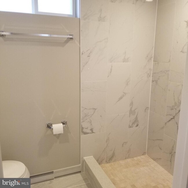 Building Photo - 4704 Red Fox Rd