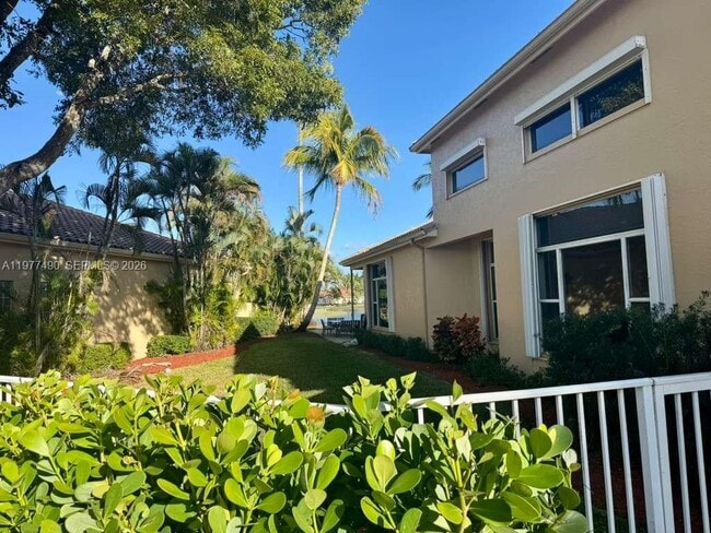 Building Photo - 2486 Bay Isle Dr