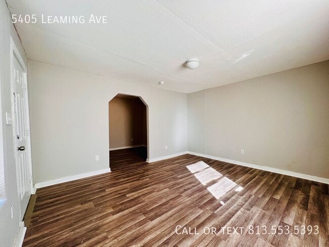 Building Photo - 5405 Leaming Ave