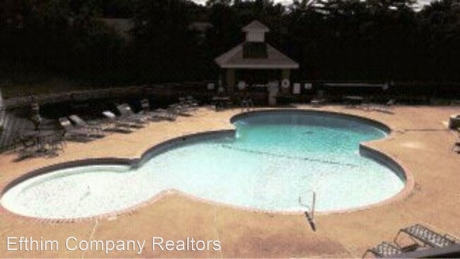 Building Photo - 1984 Green Glen Dr