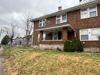 Building Photo - 8 E Hillcrest Ave