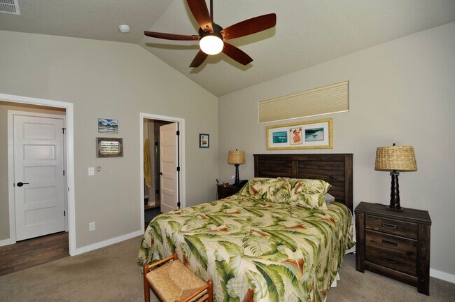 Building Photo - Gated Community in Soleil Parc/CDA Place