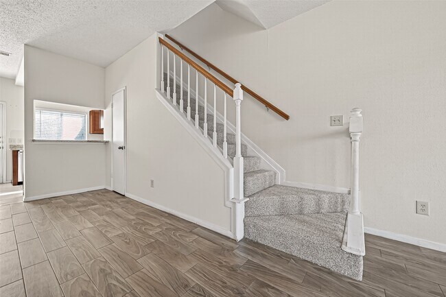 Building Photo - 2910 Grants Lake Blvd