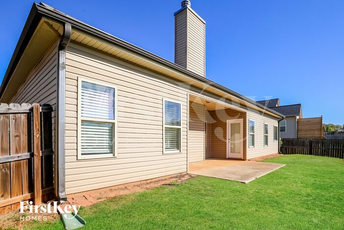 Building Photo - 1751 Tugalo Dr