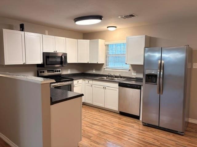 Building Photo - 2104 2nd Ave