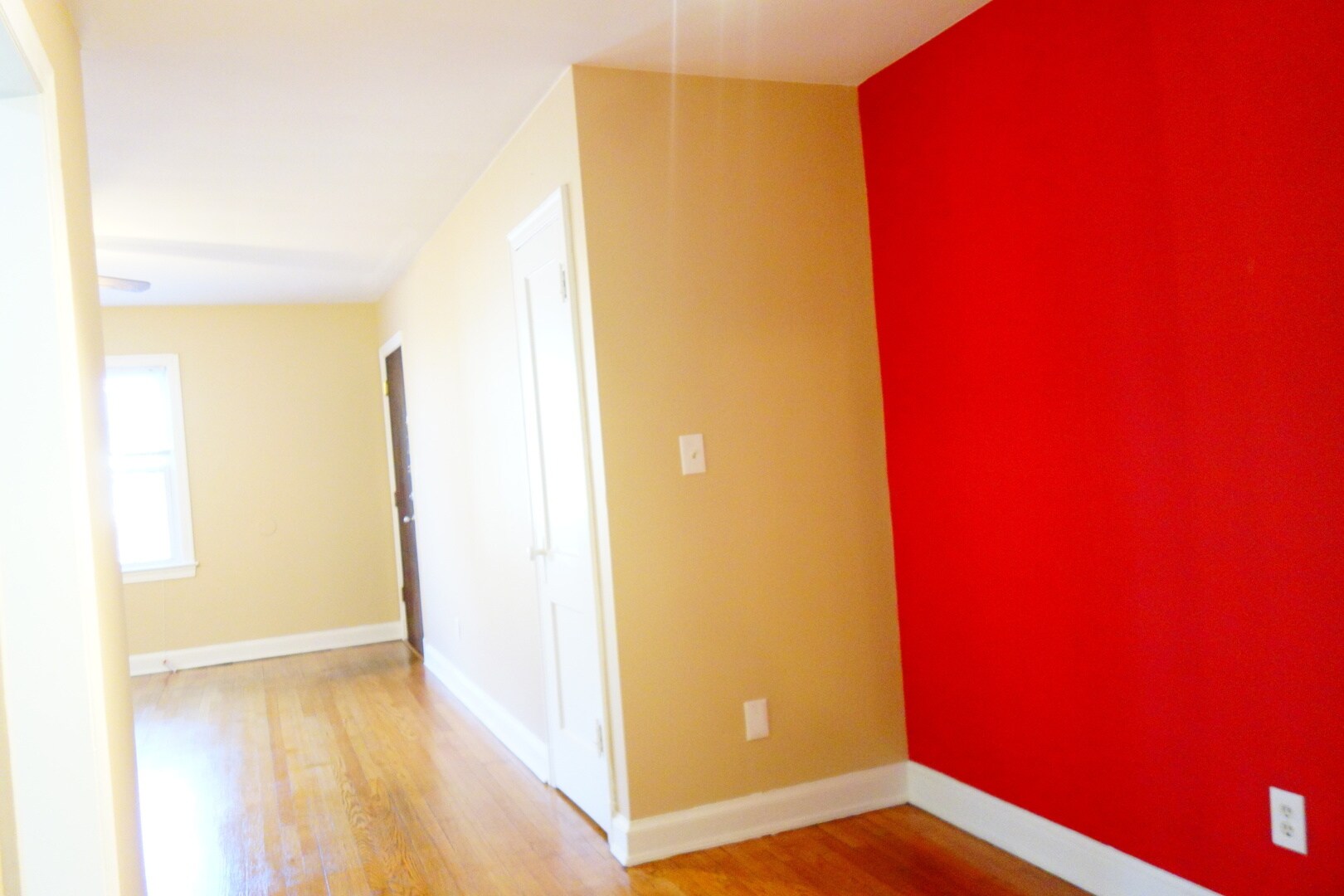 Building Photo - 8408 Greenwood Ave