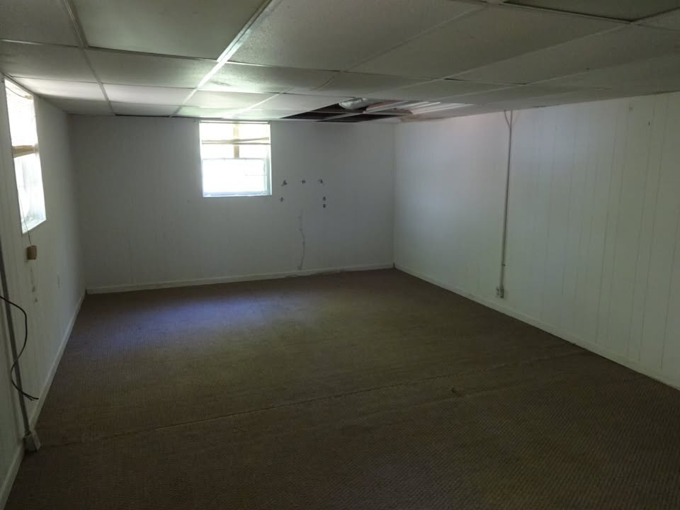 Building Photo - 256 Cavalier Rd