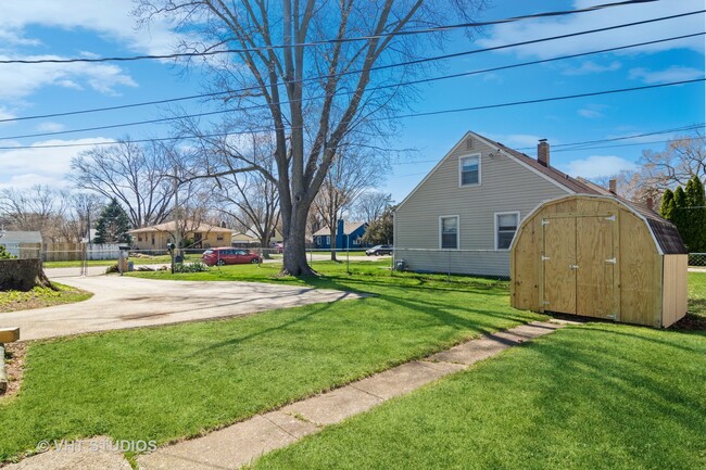 Building Photo - 1803 Paradise Blvd