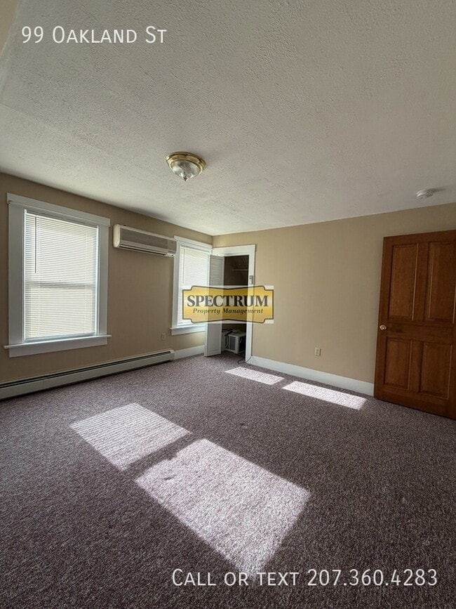 Building Photo - 99 Oakland St