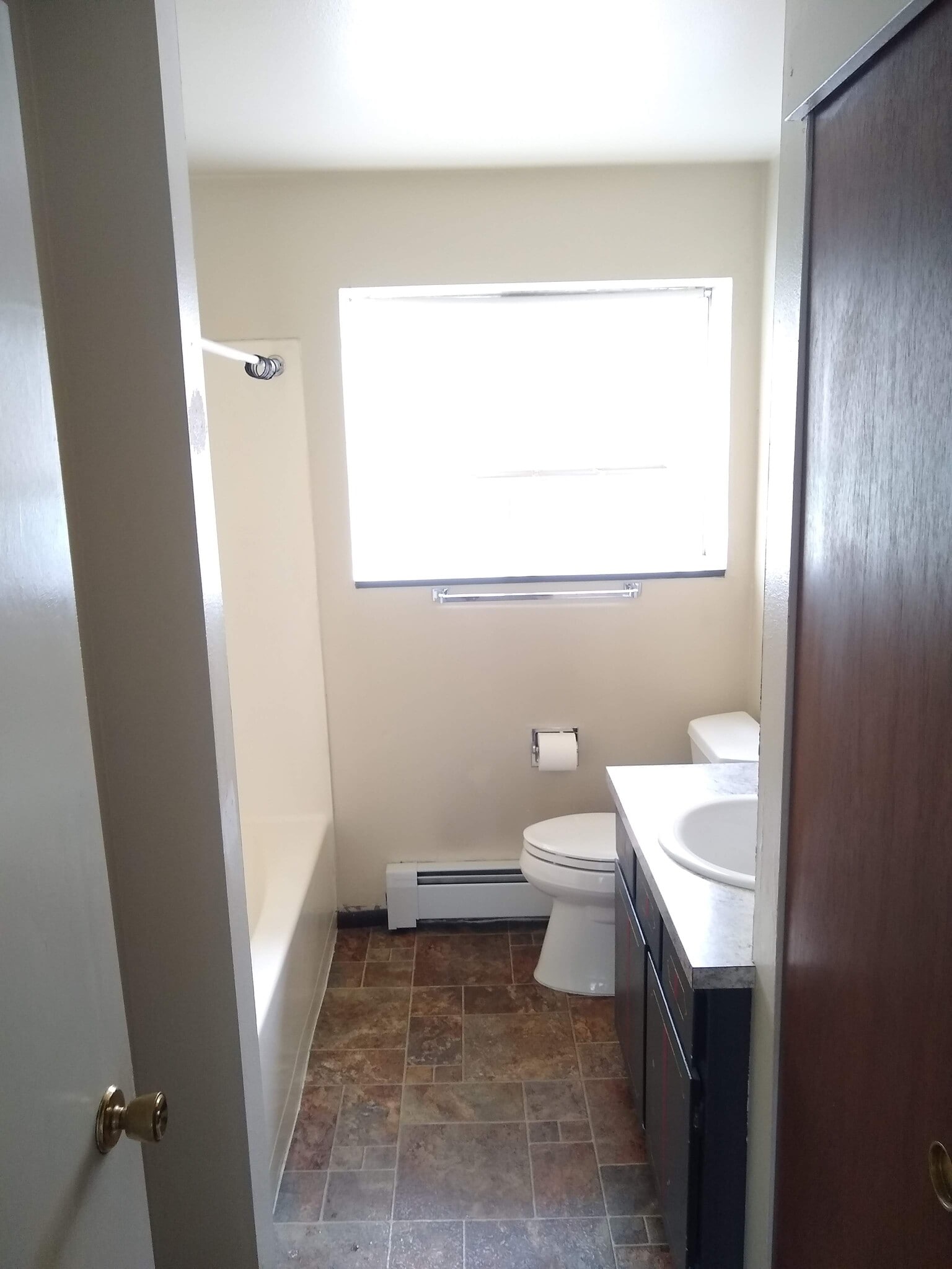 Building Photo - 1123 Cedar Ln