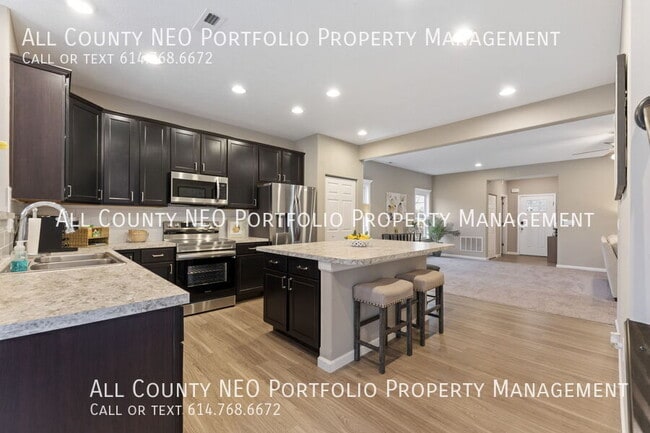 Building Photo - 1481 Channel Pl