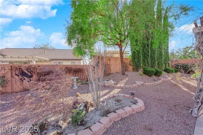 Building Photo - 10125 James Harbin Ave