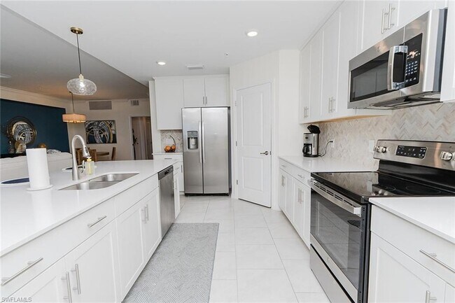 Building Photo - 6040 Ellerston Wy