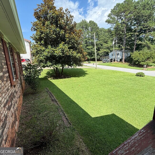 Building Photo - 4101 Springlake Cir