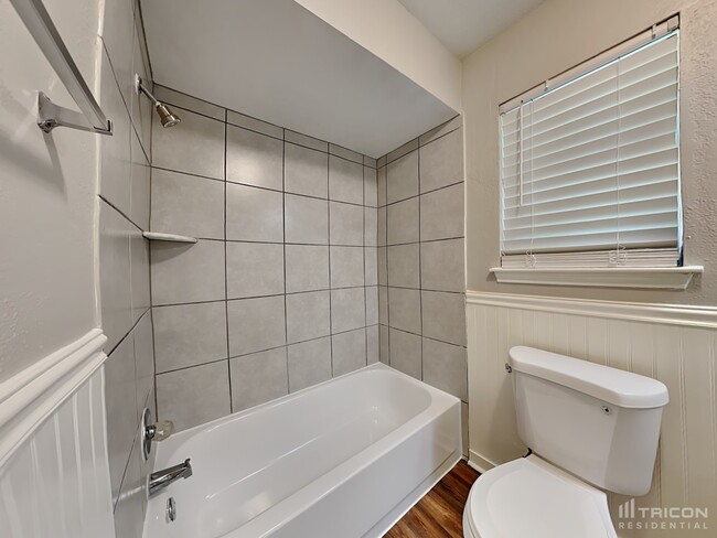 Building Photo - 22822 Brafferton Ln